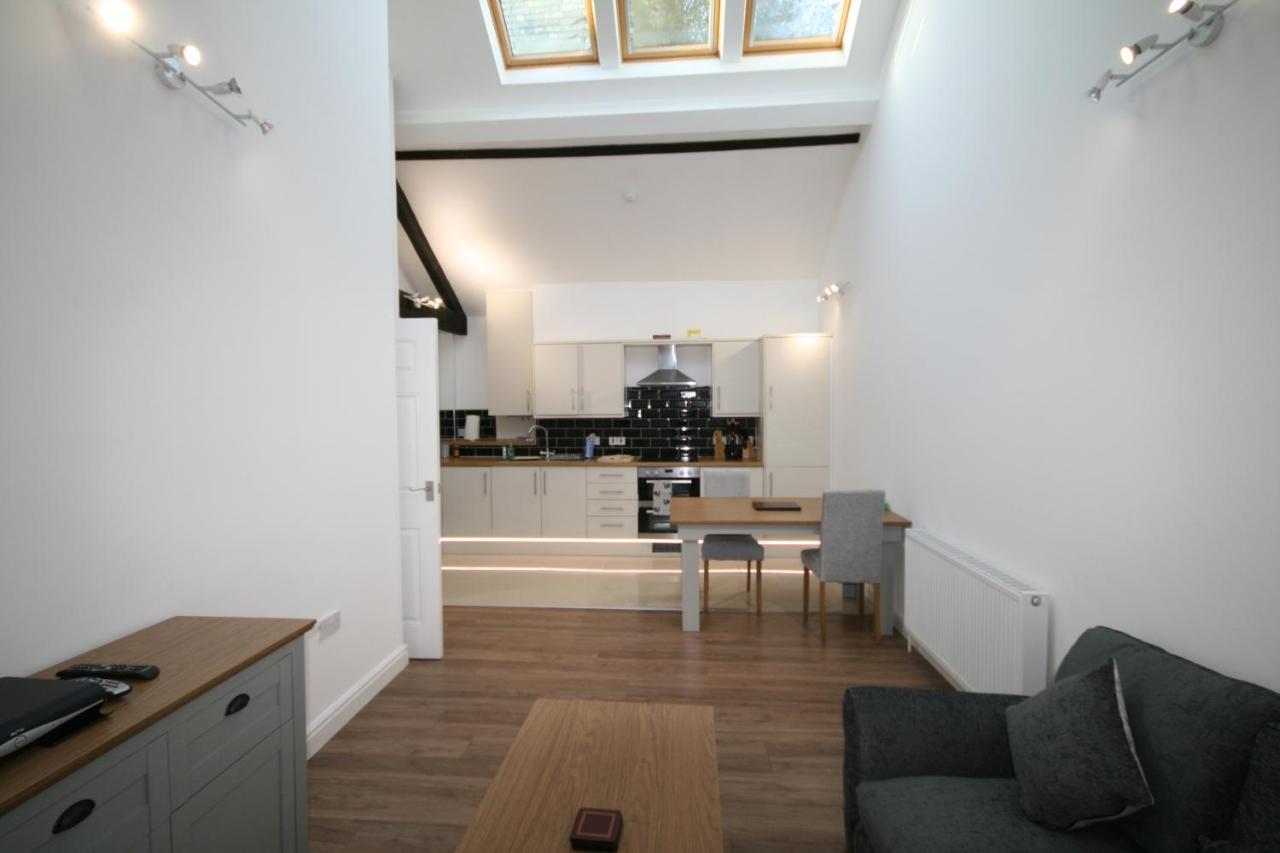 Flat 5, 124 High Street Apartment Newmarket  Ngoại thất bức ảnh